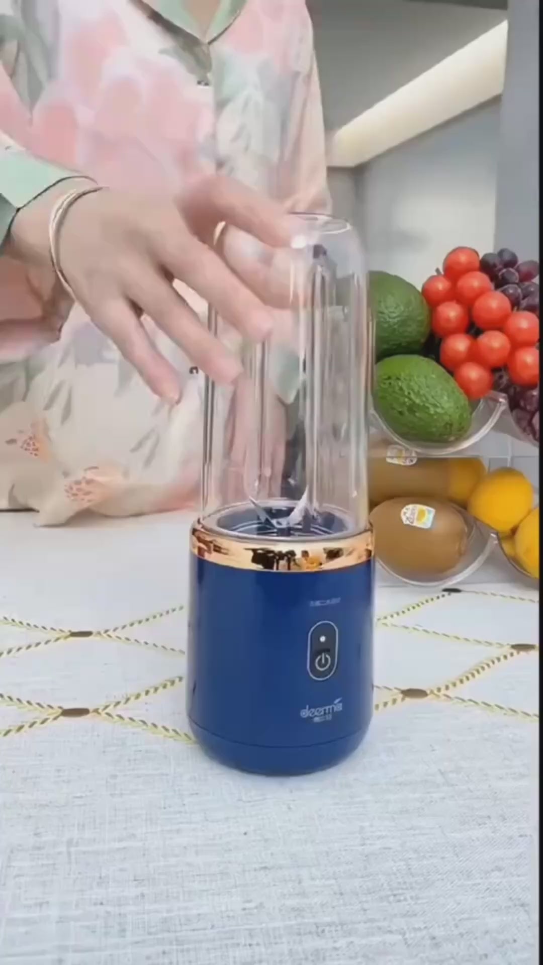 Tu Licuadora Portátil Ideal para Llevar a Todas Partes!